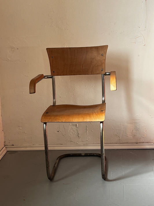 Seltener original Gottwald Wien
Freischwinger (Mart Stam S 43 F) Bauhaus Ära