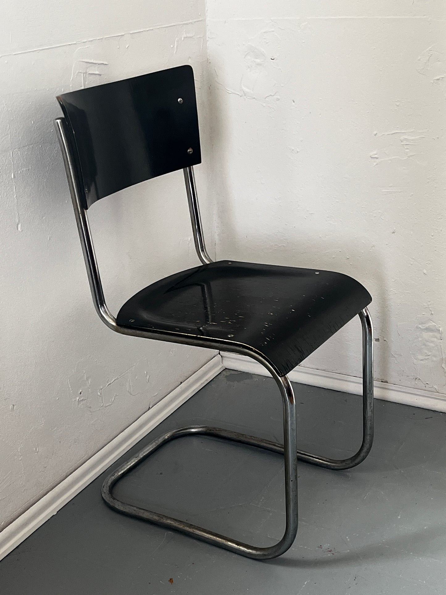 Stahlrohr Sessel Freischwinger 1940er / 1950er  Bystrice pod Hostynem