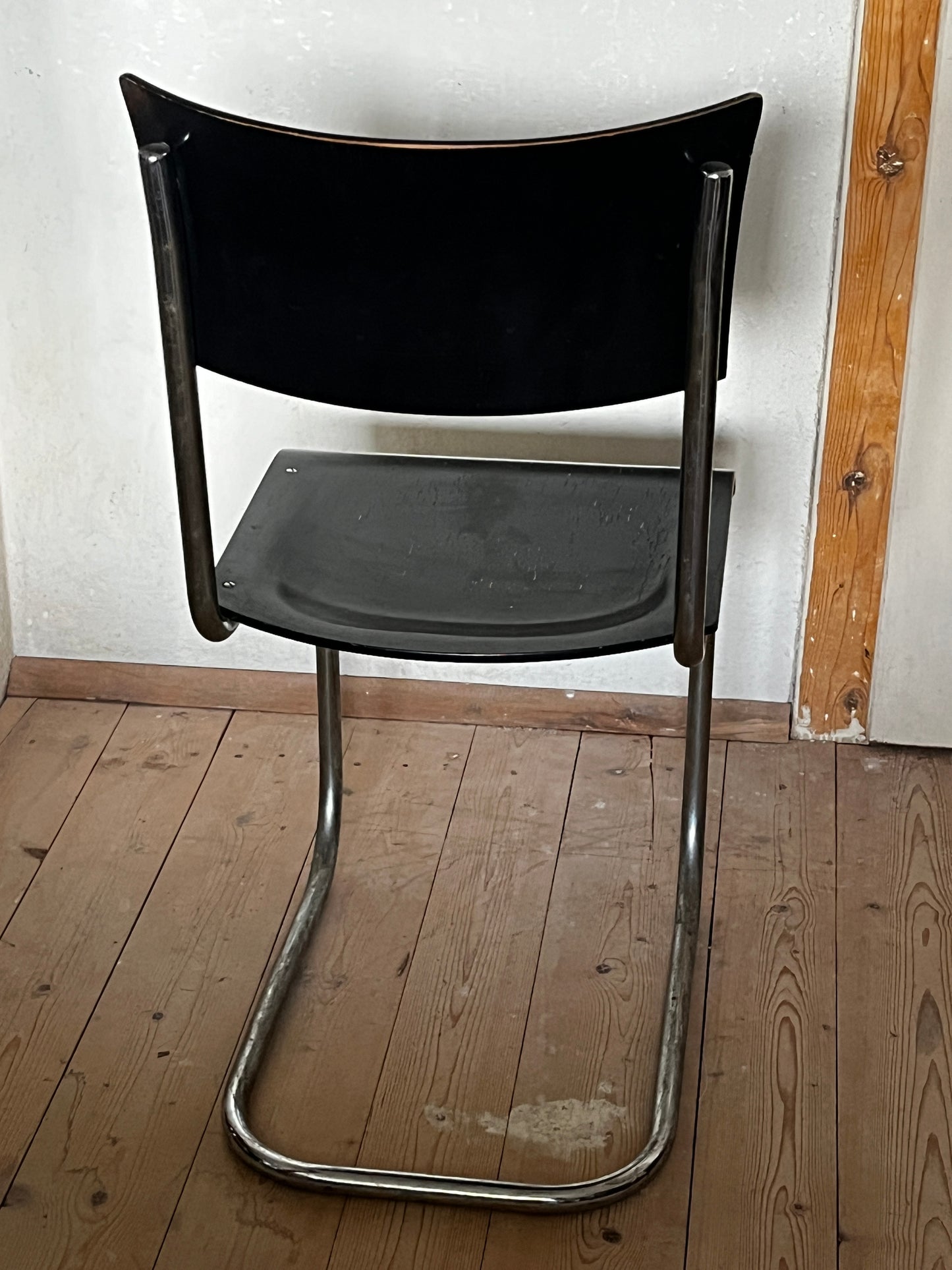 Bauhaus tubular steel armchair cantilever