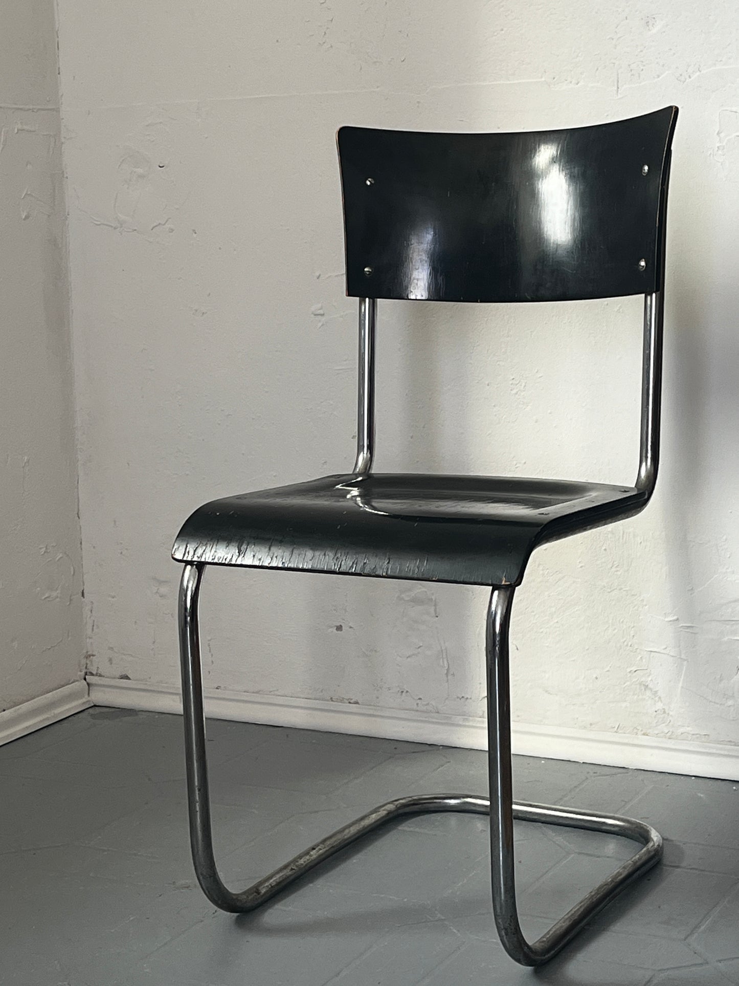 Stahlrohr Sessel Freischwinger 1940er / 1950er  Bystrice pod Hostynem