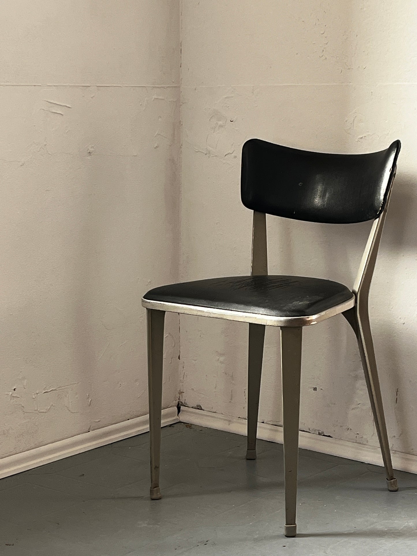 Ernest Race Sessel Modell BA23 Vintage Design Chair Authentic Furniture