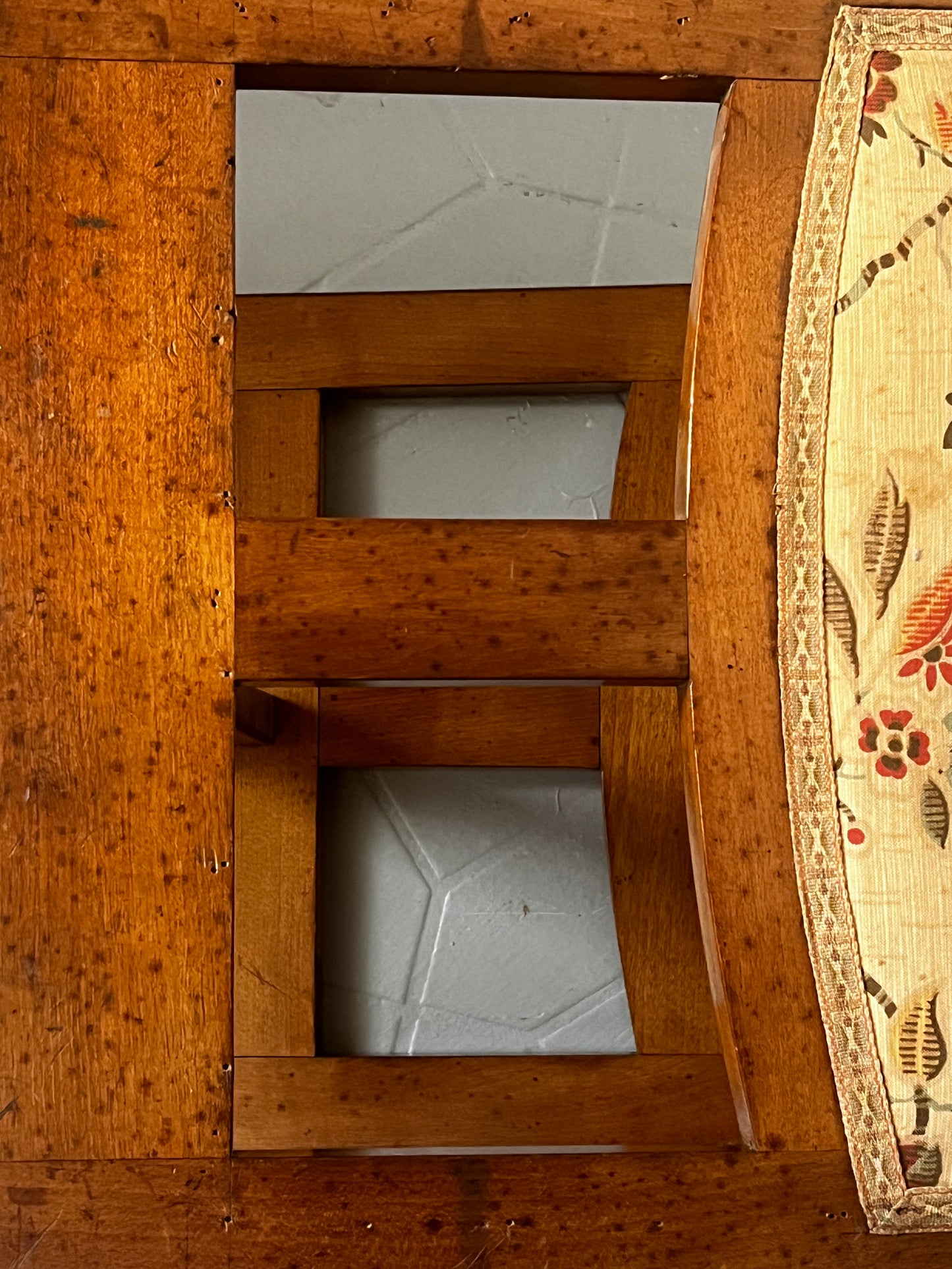 Jugendstil Hocker Holz mit Textilbezug