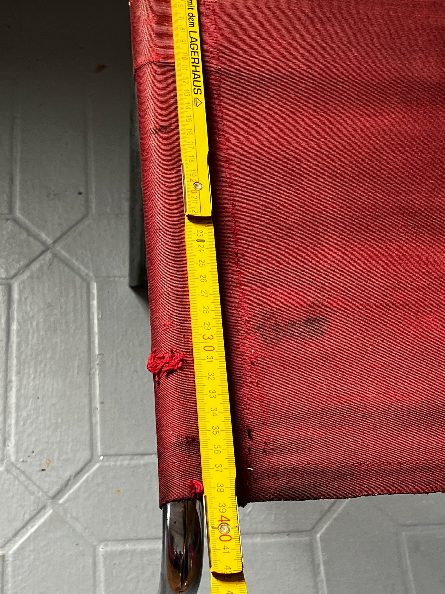 Bauhaus Ära Stahlrohr Hocker mit Textilbezug