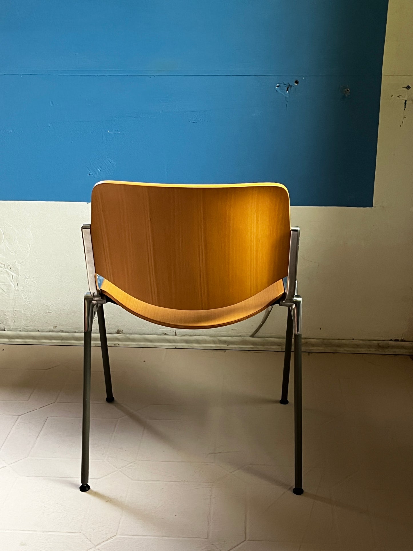 Giancarlo Piretti armchair