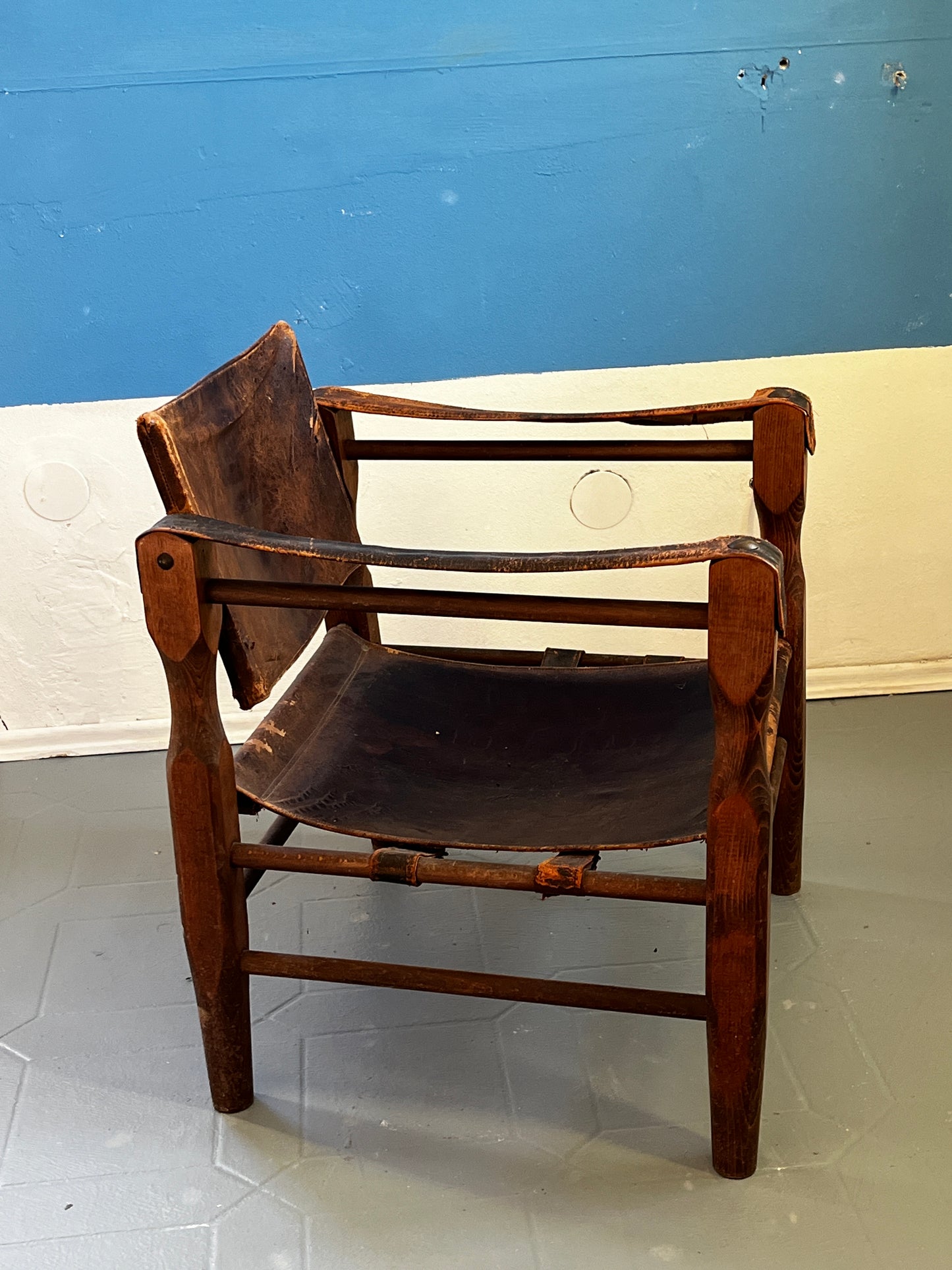 Restaurationsobjekt Safari Sessel Leder 50er / 60er