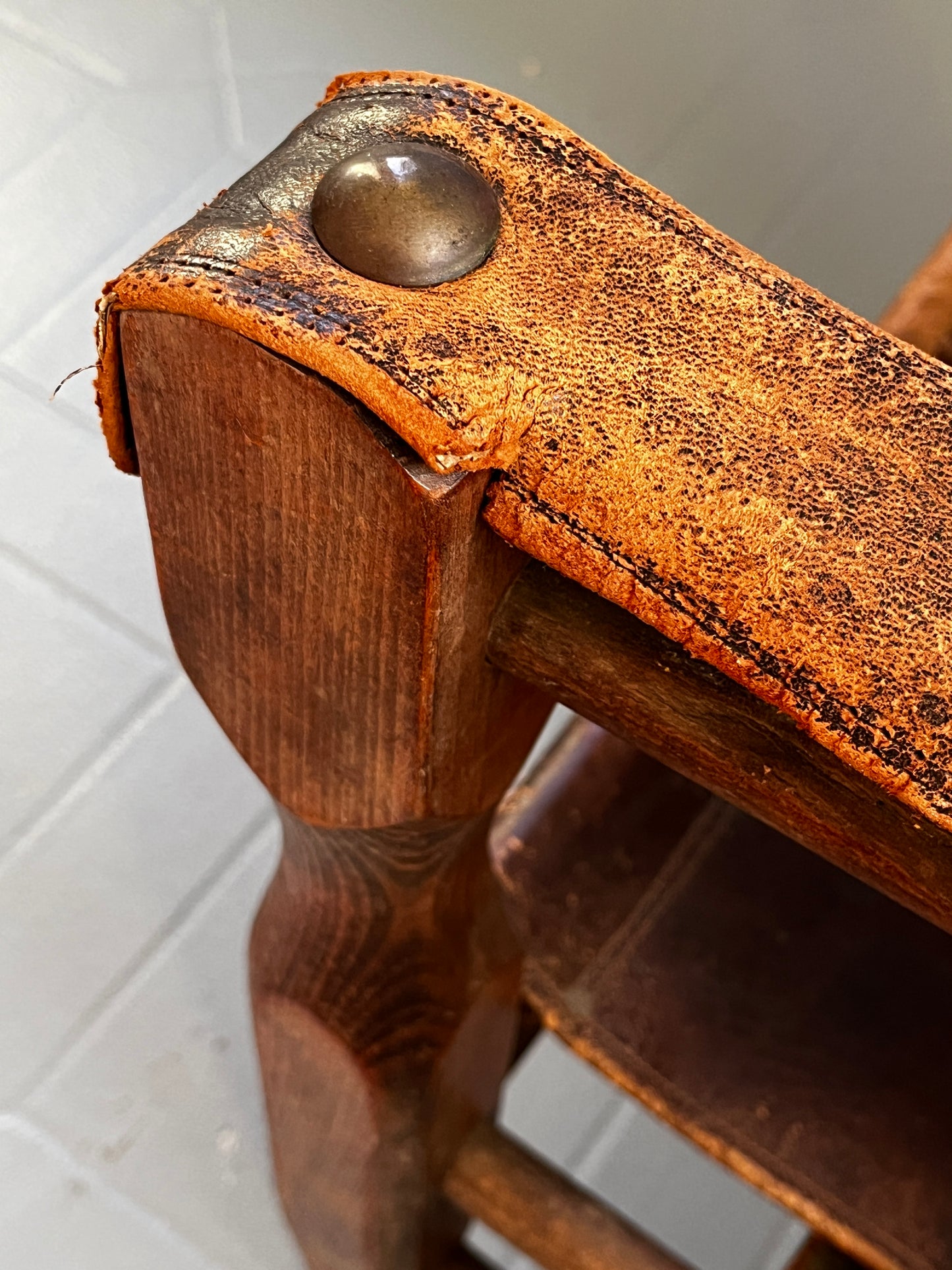 Restaurationsobjekt Safari Sessel Leder 50er / 60er