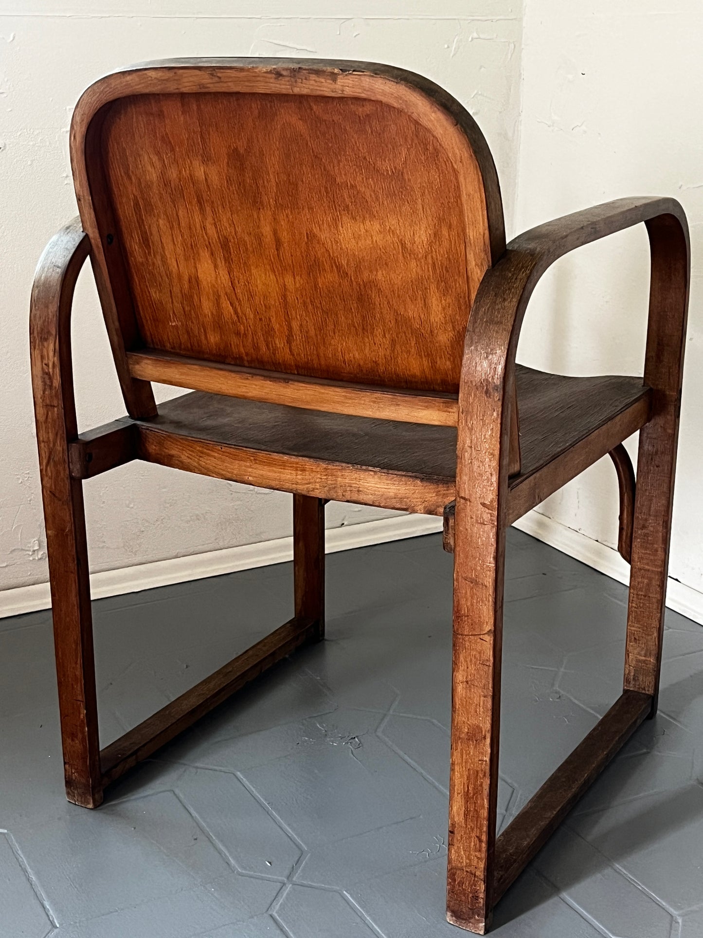 Restaurationsobjekt Tatra Sessel für Bata Zslim Modell A 745 F