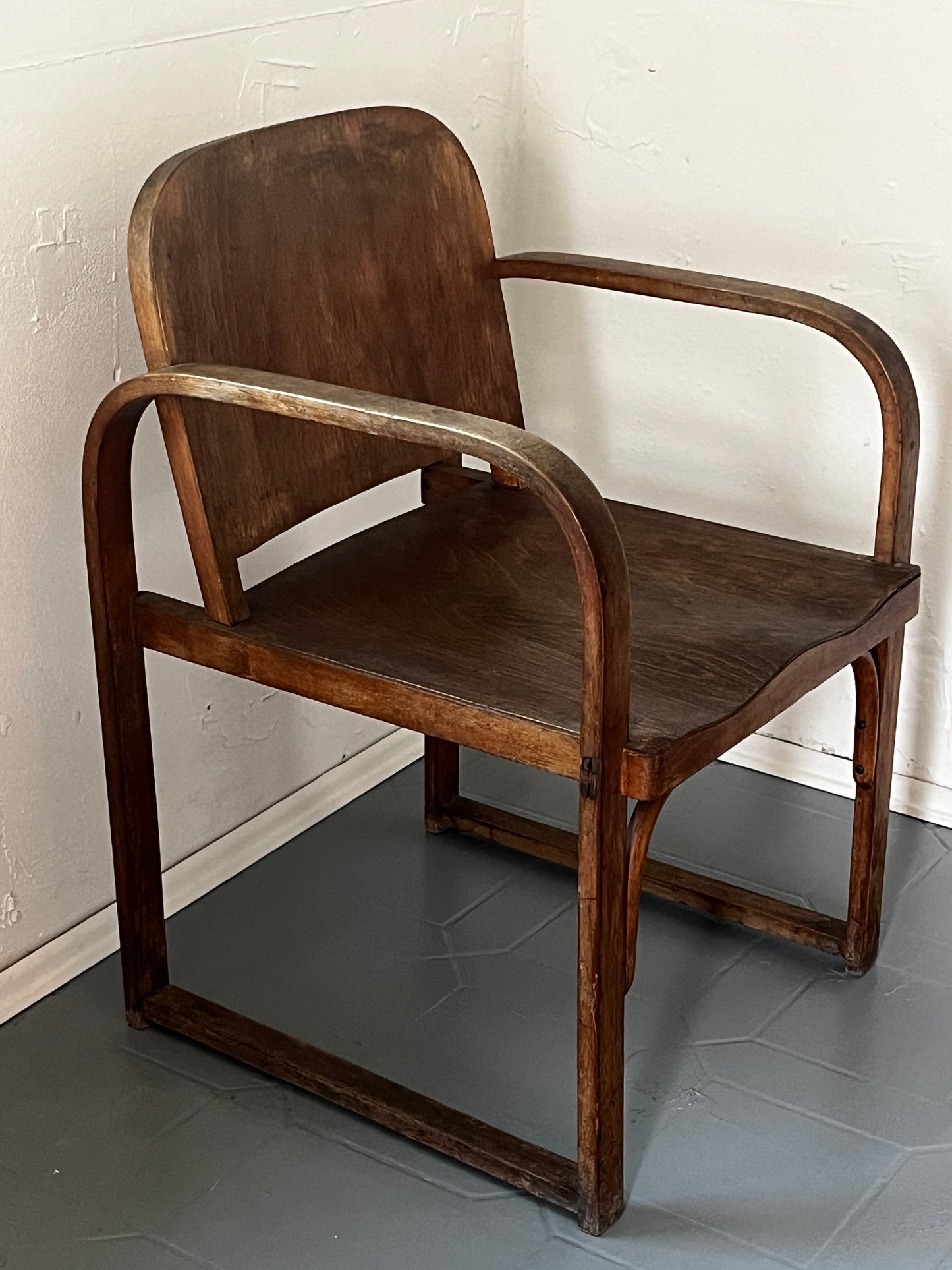 Restaurationsobjekt Tatra Sessel für Bata Zslim Modell A 745 F