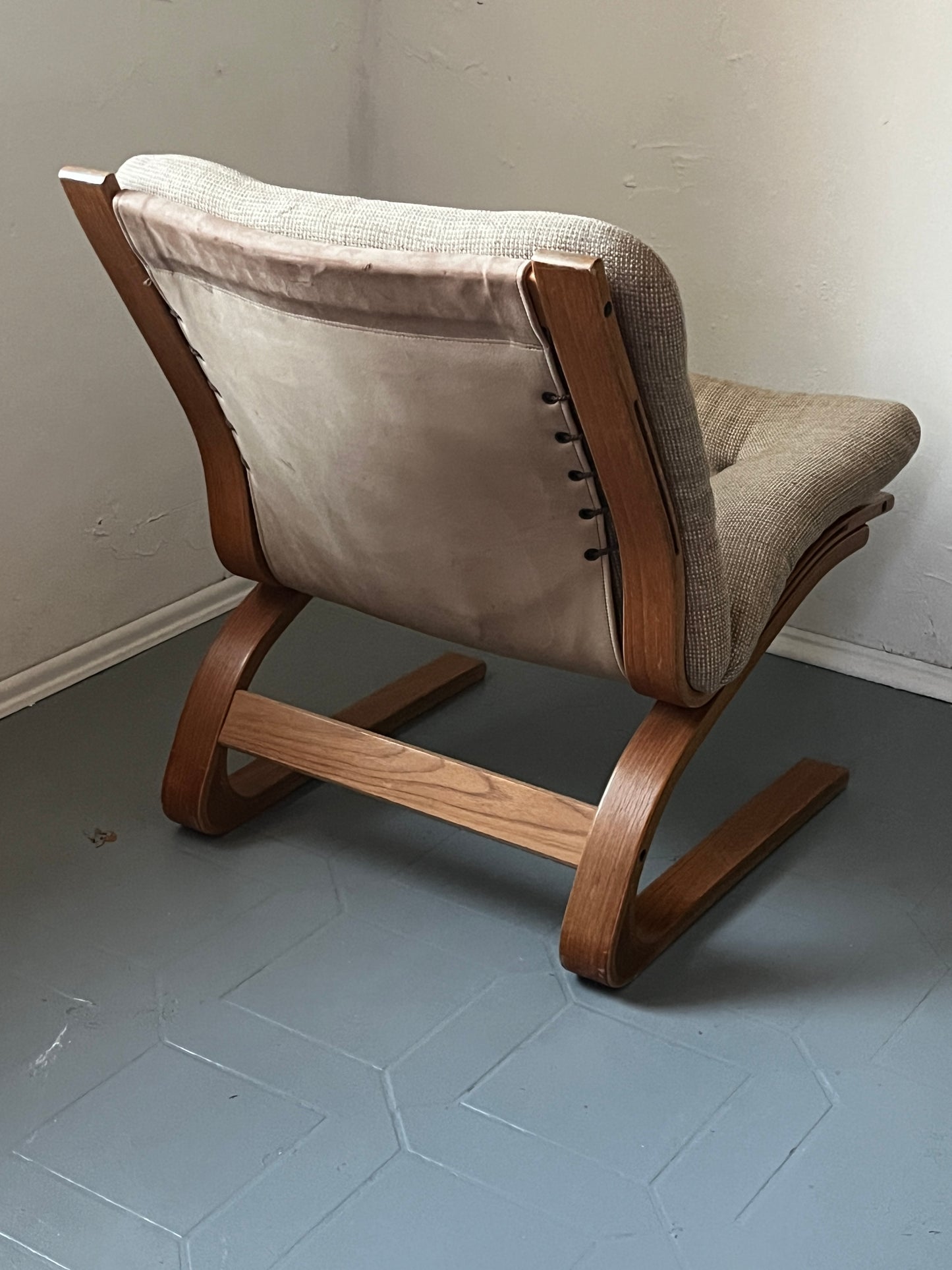 Kengu Lounge Sessel Elsa & Nordahl Solheim für Rybo Rykken