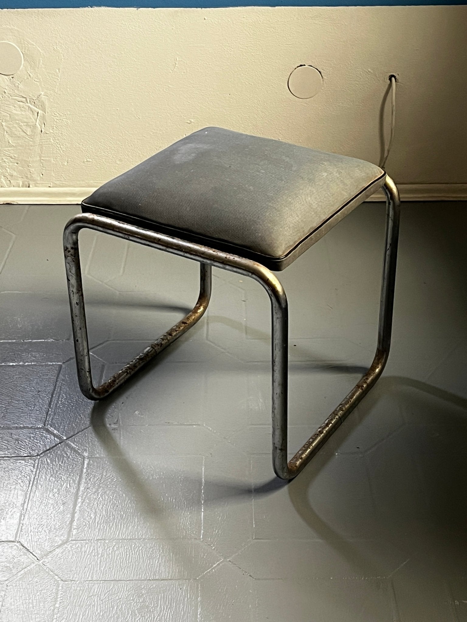 Bauhaus Stahlrohr Hocker - vintseekers