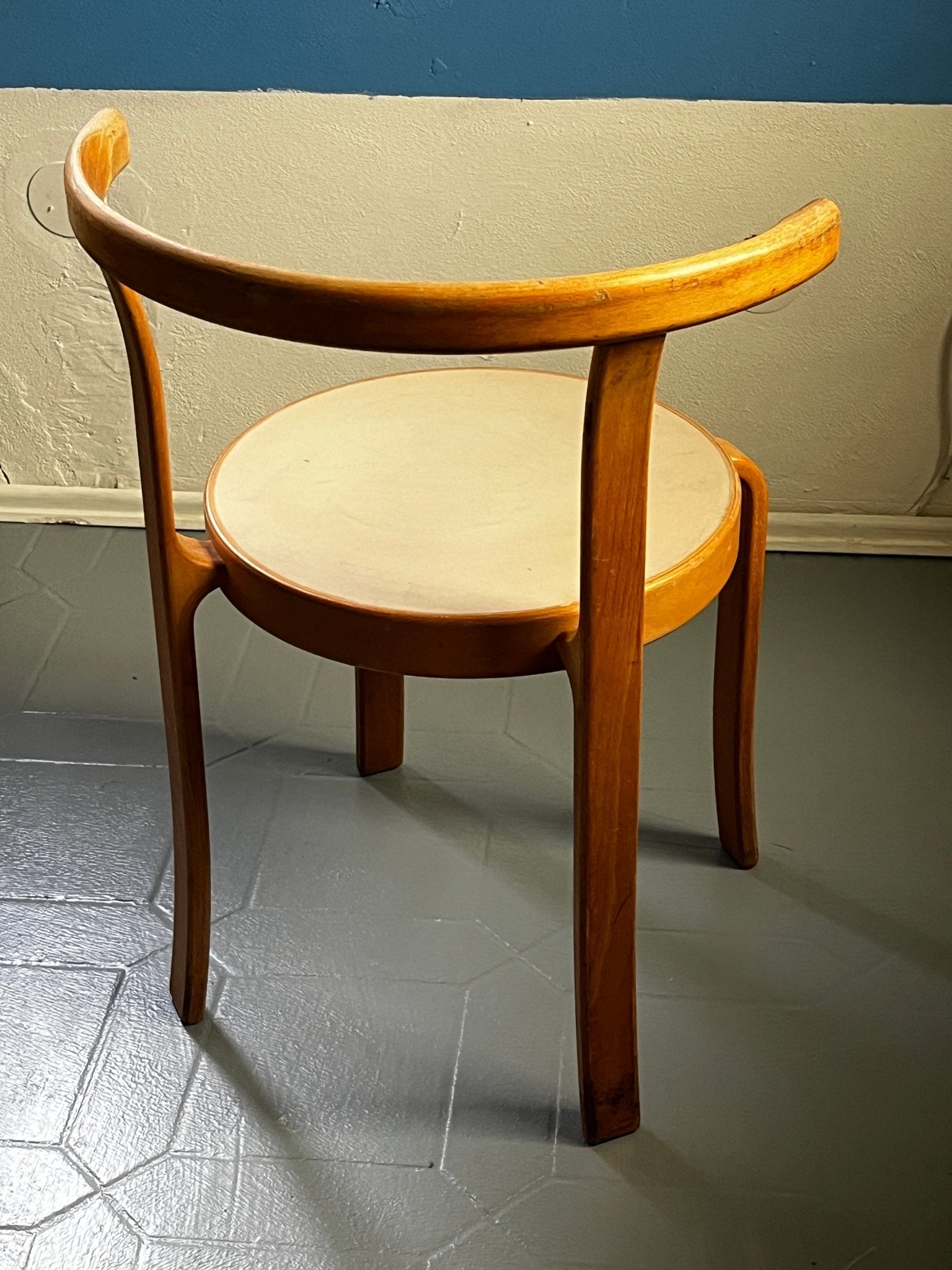 Magnus Olesen Sessel Modell Serie 8000 - vintseekers