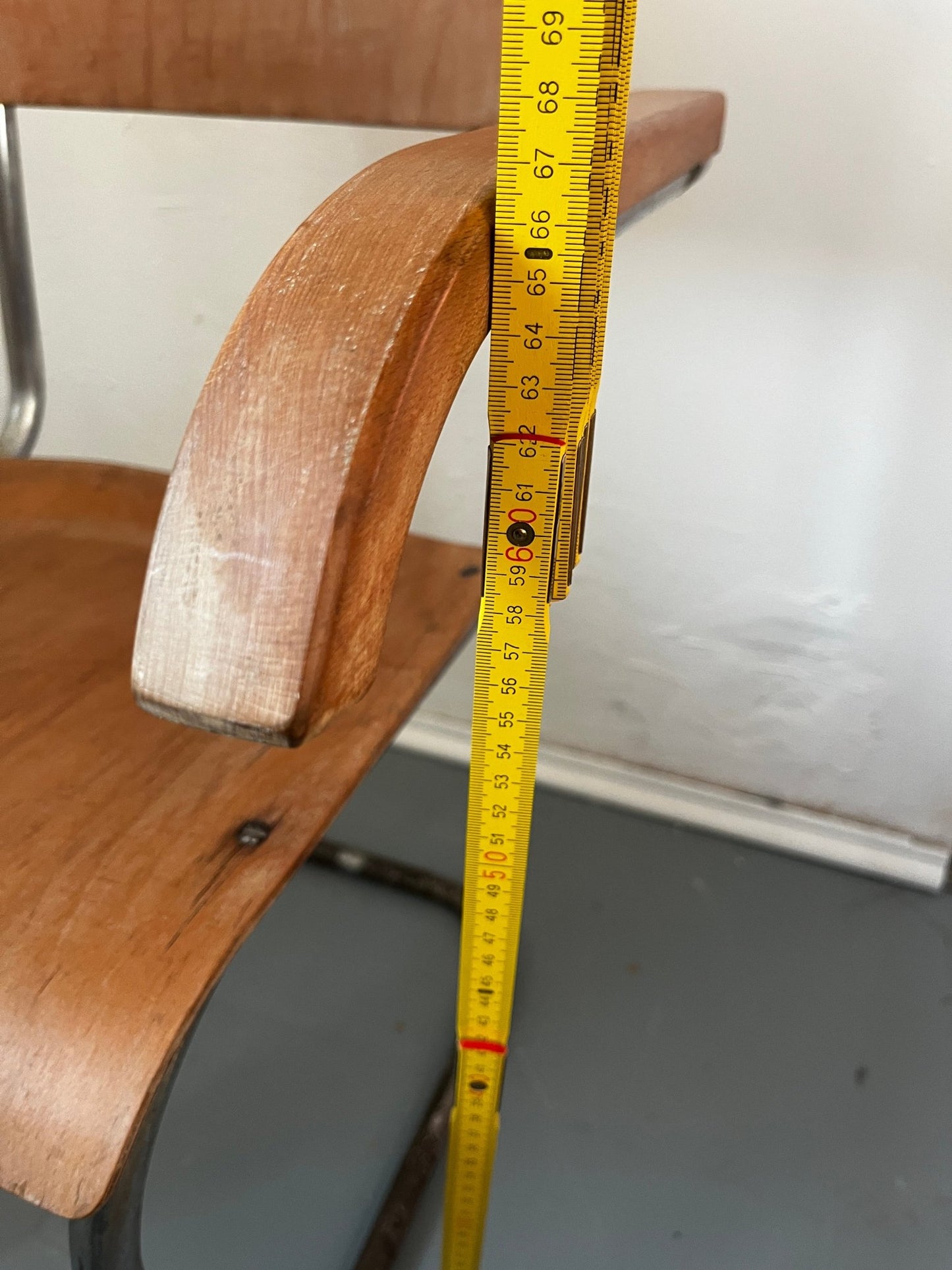 Mart Stam S 43 F Sessel Freischinger Gottwald Wien Stahlrohr Holz braun - vintseekers