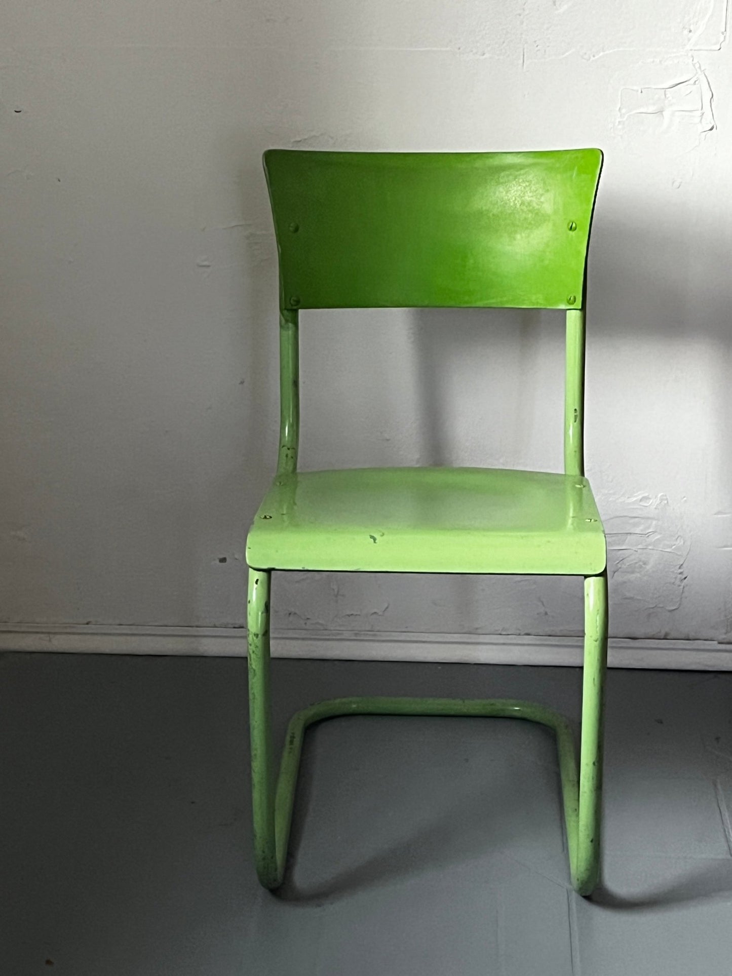 Stahlrohr Sessel Freischwinger Bauhaus Ära - vintseekers