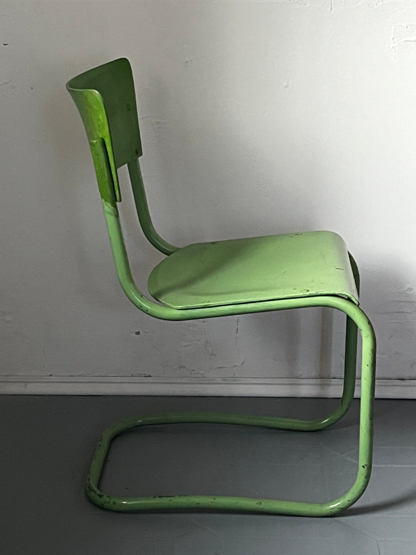 Stahlrohr Sessel Freischwinger Bauhaus Ära - vintseekers