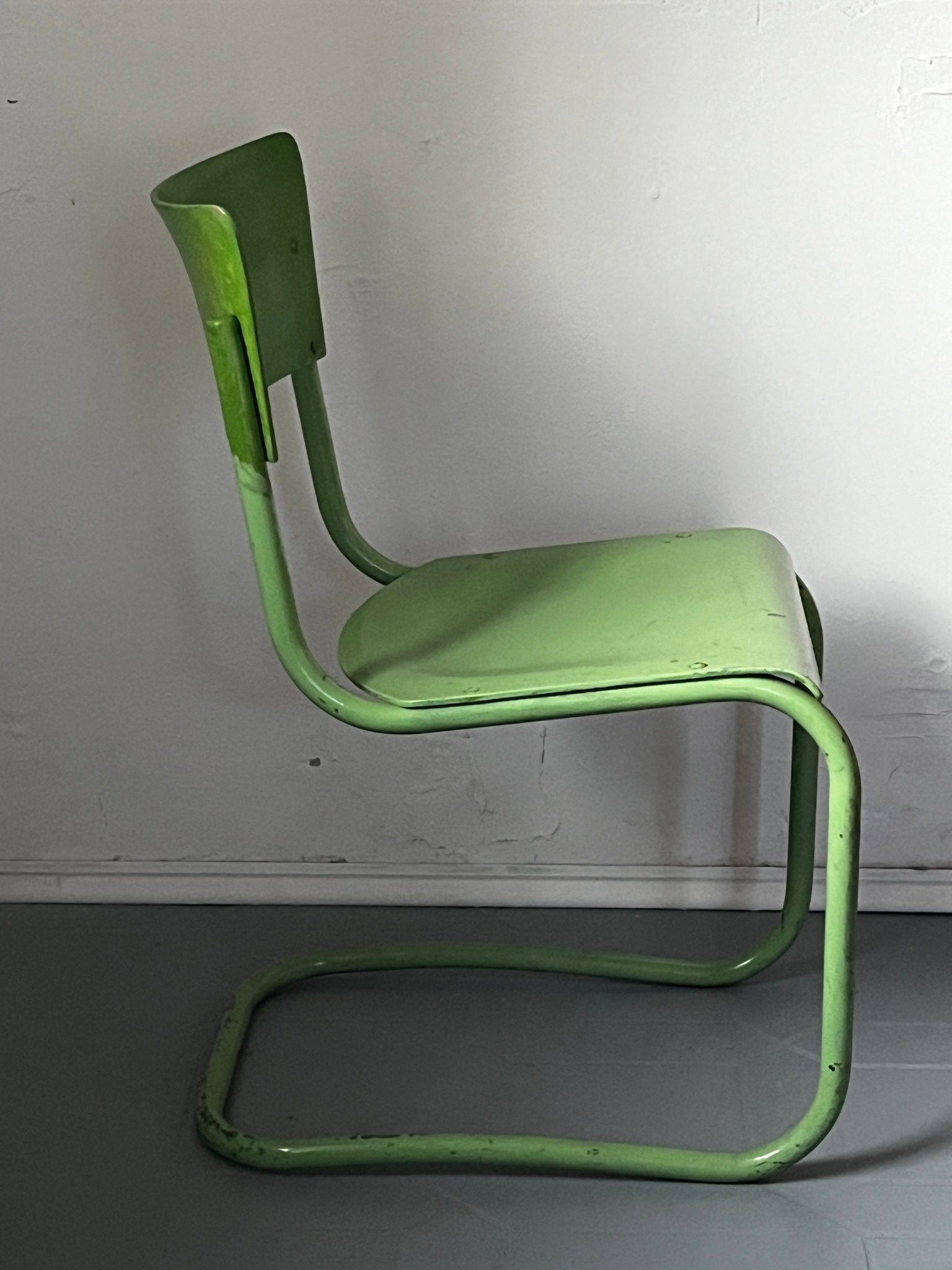 Stahlrohr Sessel Freischwinger Bauhaus Ära - vintseekers